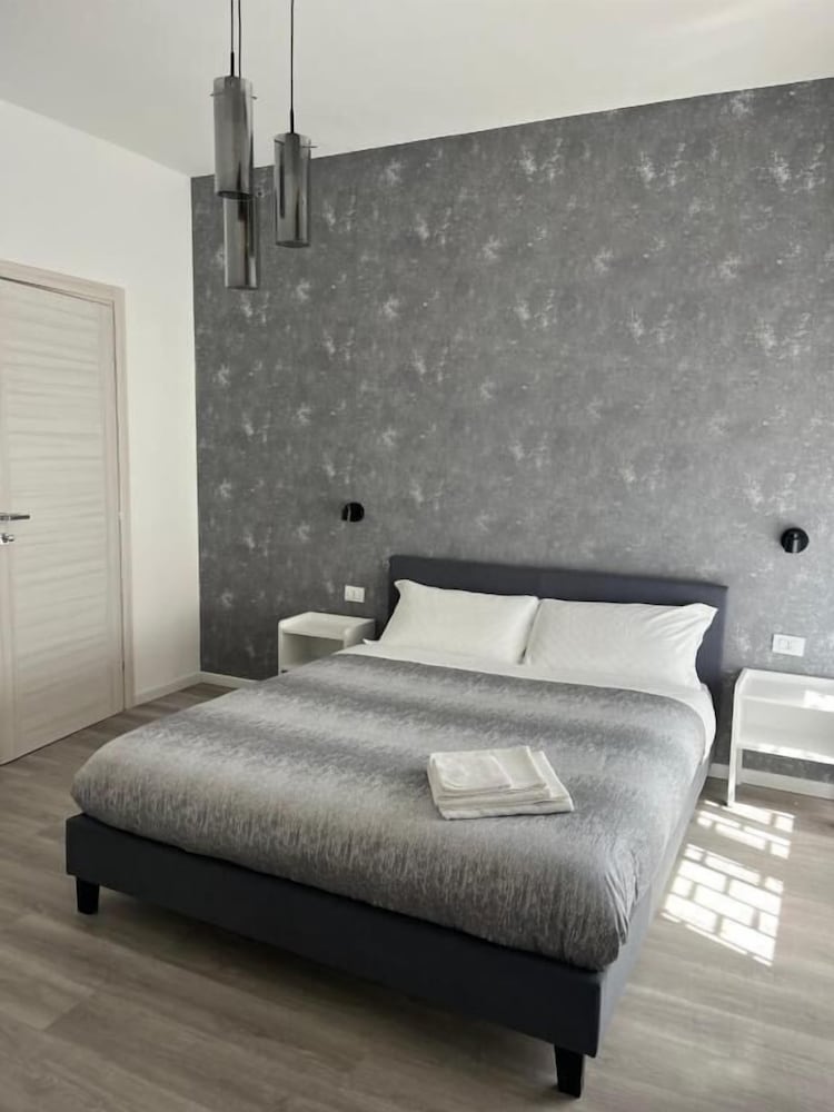 Tiburtina Urban Rooms — 4-Star Luxury Hotel in Rome, Italy