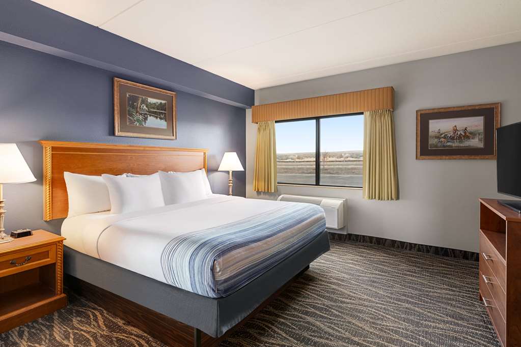 AmericInn by Wyndham Laramie Near University of Wyoming - photo 60