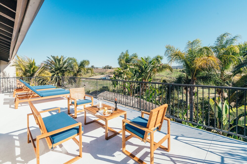 Moana by AvantStay Prvt Oasis w Scenic Views Tiki Bar & Pool w Water Slide - photo 26