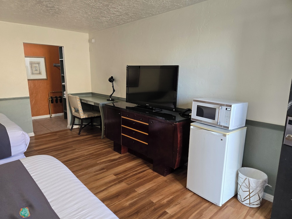 Sage Motel - photo 21