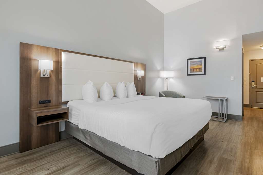 Best Western Plus First Coast Inn & Suites - photo 16