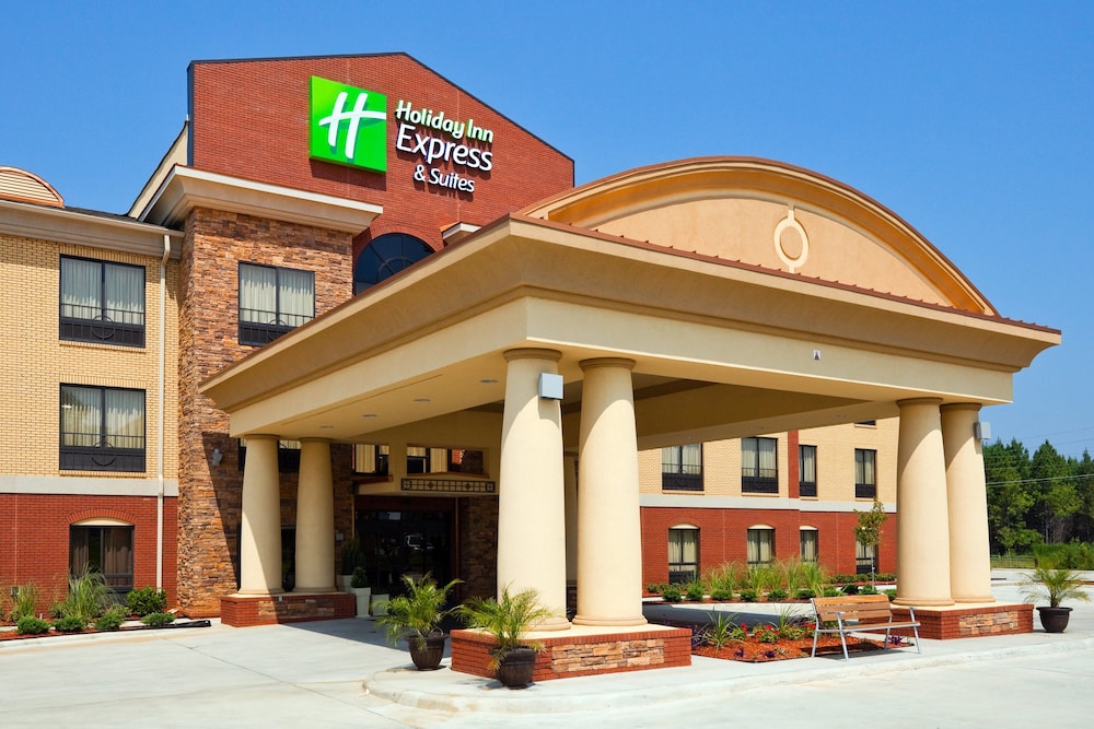 Holiday Inn Express Greenville by IHG - carbon neutral hotel in Greenville
