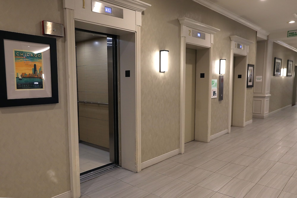 Holiday Inn Chicago O'Hare Area by IHG - photo 64