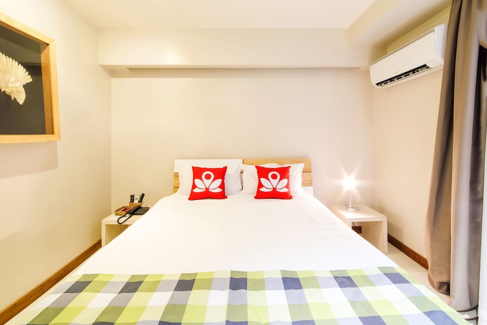 ZEN Rooms Suez Street Makati in Makati City, Philippines