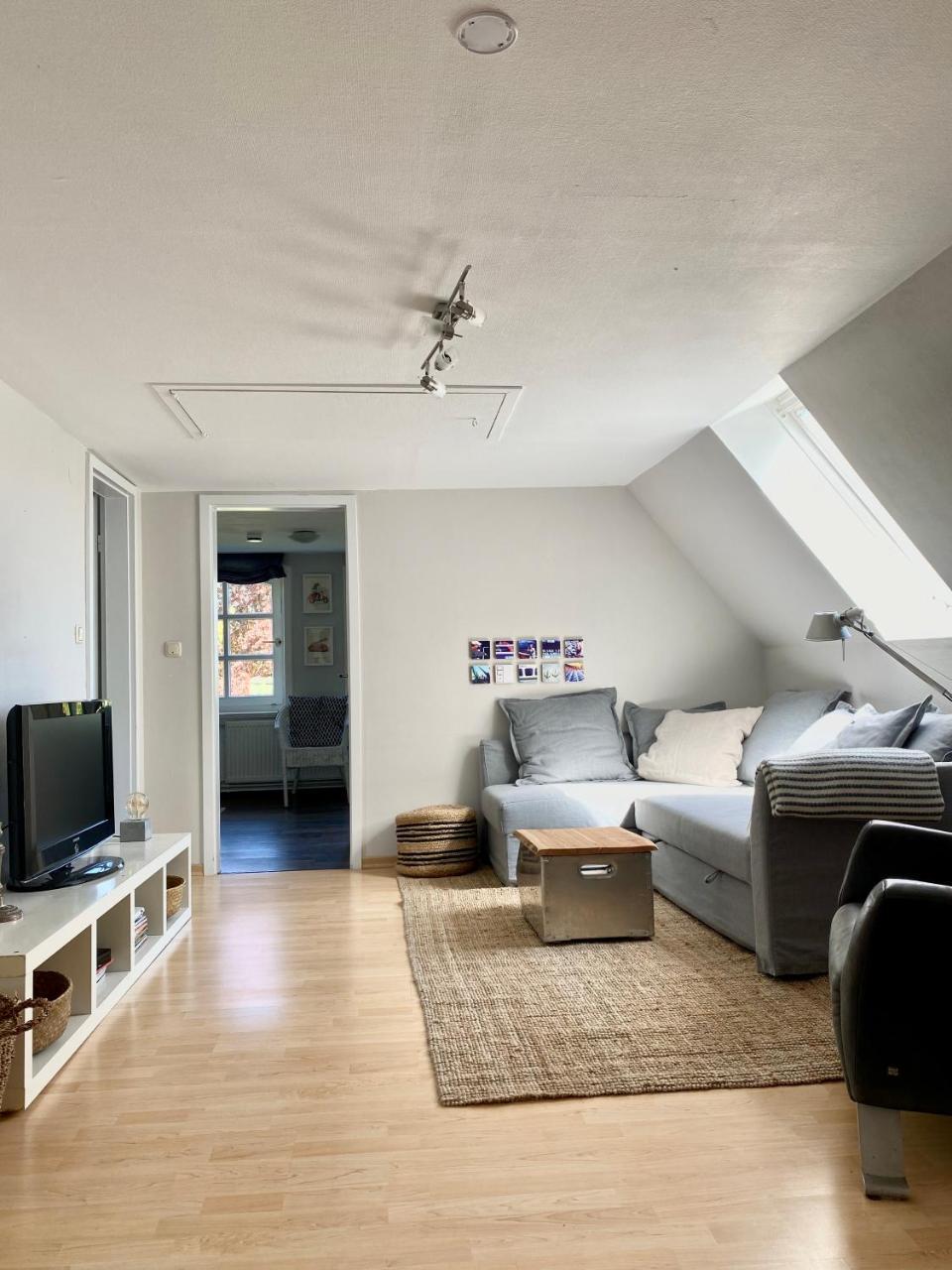 Ferienwohnung Hochdorfer Garten — 4-Star Luxury Hotel in Tating, Germany