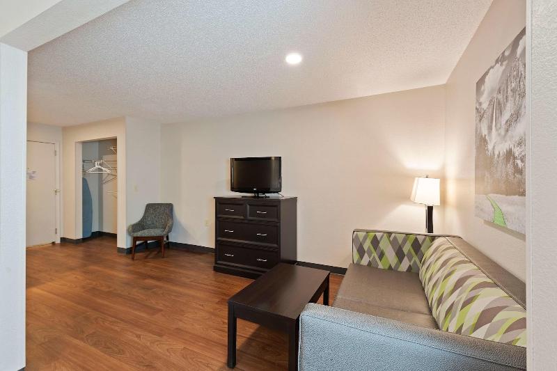 Extended Stay America Charlotte University Place E. McCullough Dr. - photo 30