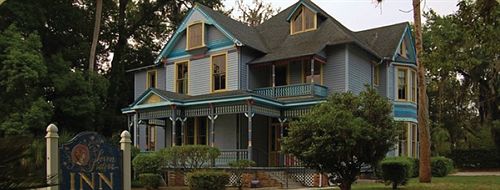 Seven Sisters Inn - carbon neutral hotel in Ocala