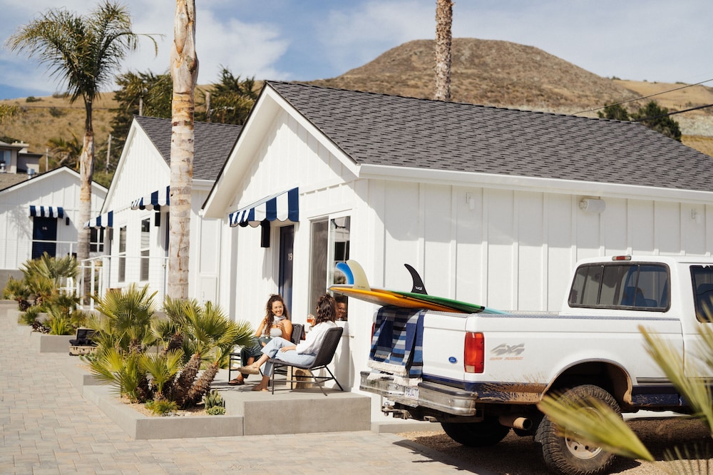 The Dolphin Inn - photo 44