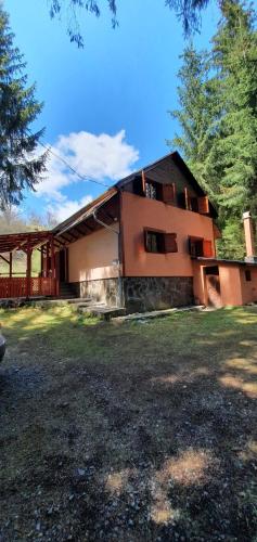 Riksberg Chalet in Harghita Mountains — 4-Star Luxury Hotel in Varsag, Romania