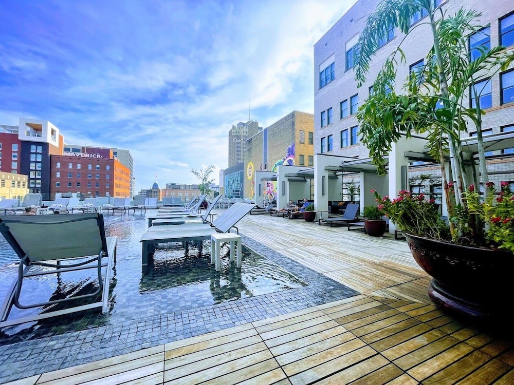 The St. Anthony A Luxury Collection Hotel San Antonio - photo 85