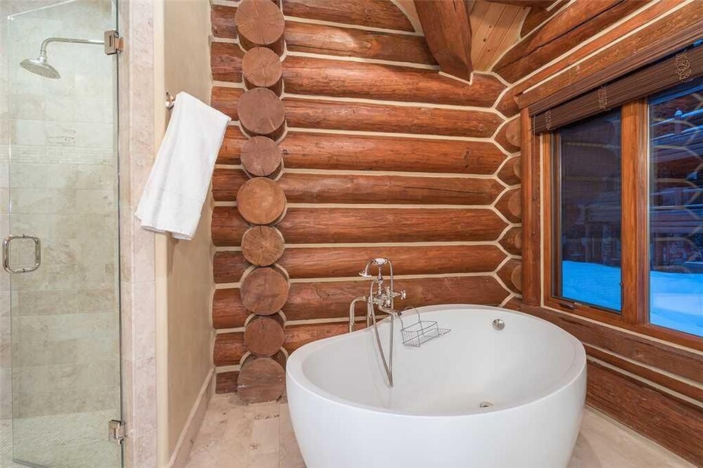 Prospect Falls by Exceptional Stays - photo 18