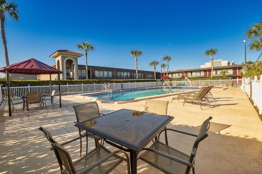 Red Roof Inn PLUS St Augustine - photo 31