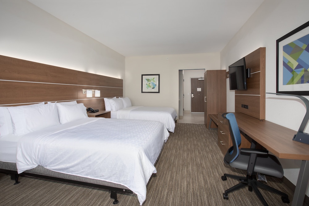 Holiday Inn Express & Suites Goodland I 70 an IHG hotel - photo 22