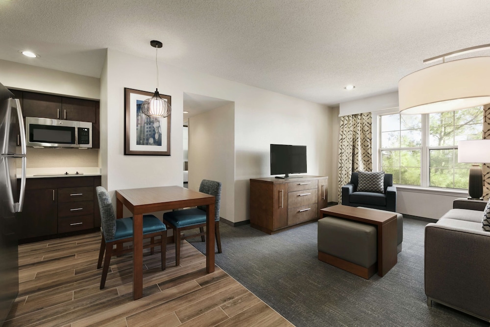 Homewood Suites by Hilton Kansas City Airport - photo 14