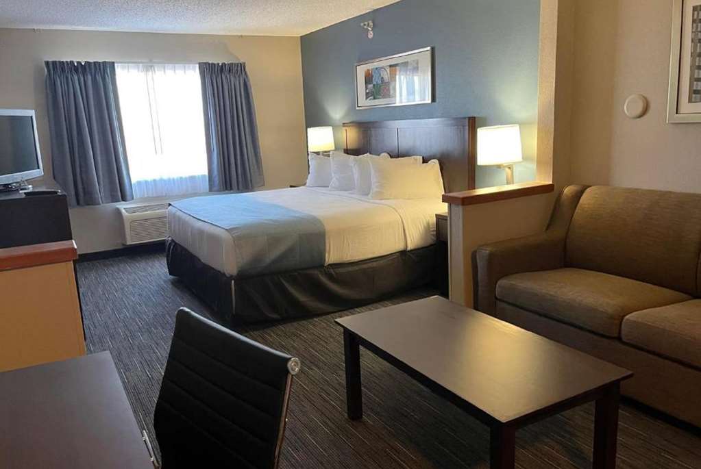 Wingate by Wyndham Great Falls - photo 8