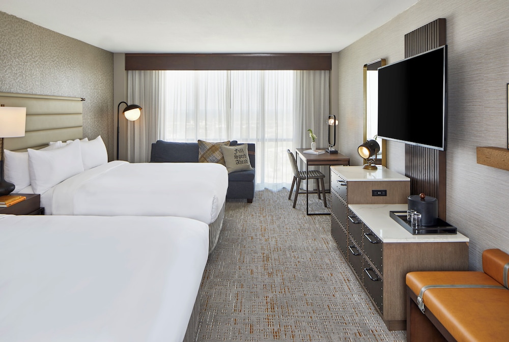 The Battle House Renaissance Mobile Hotel & Spa - photo 10