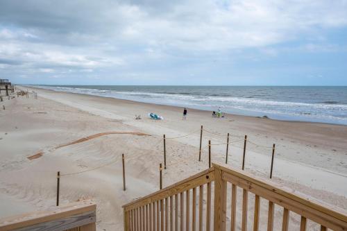 Wahoo by Oak Island Accommodations - photo 35