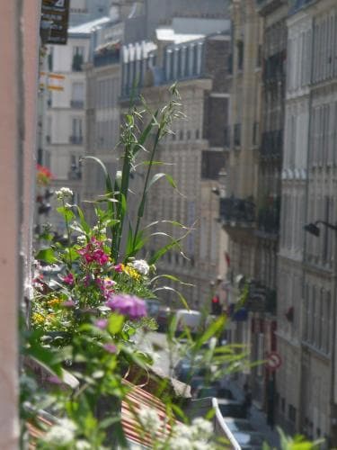 B&B Les Toits De Paris — 4-Star Luxury Hotel in Paris, France
