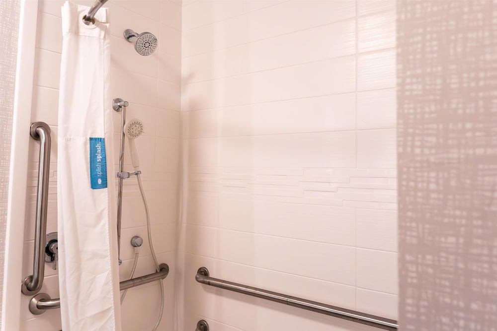 Hampton Inn Turnersville - photo 29