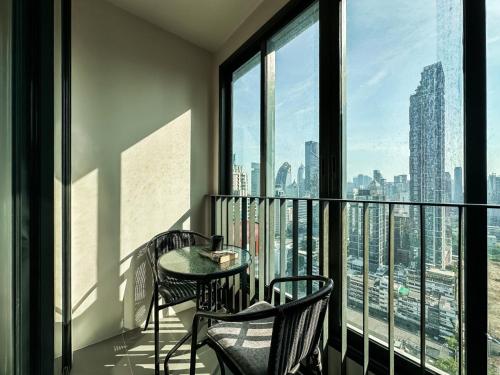 Upscale Skyview 1BR Ultra Fast Wifi Chitlom