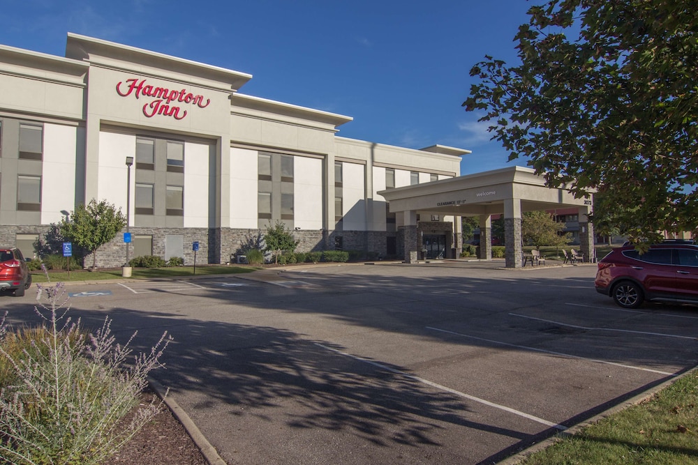 Hampton Inn Medina - photo 36