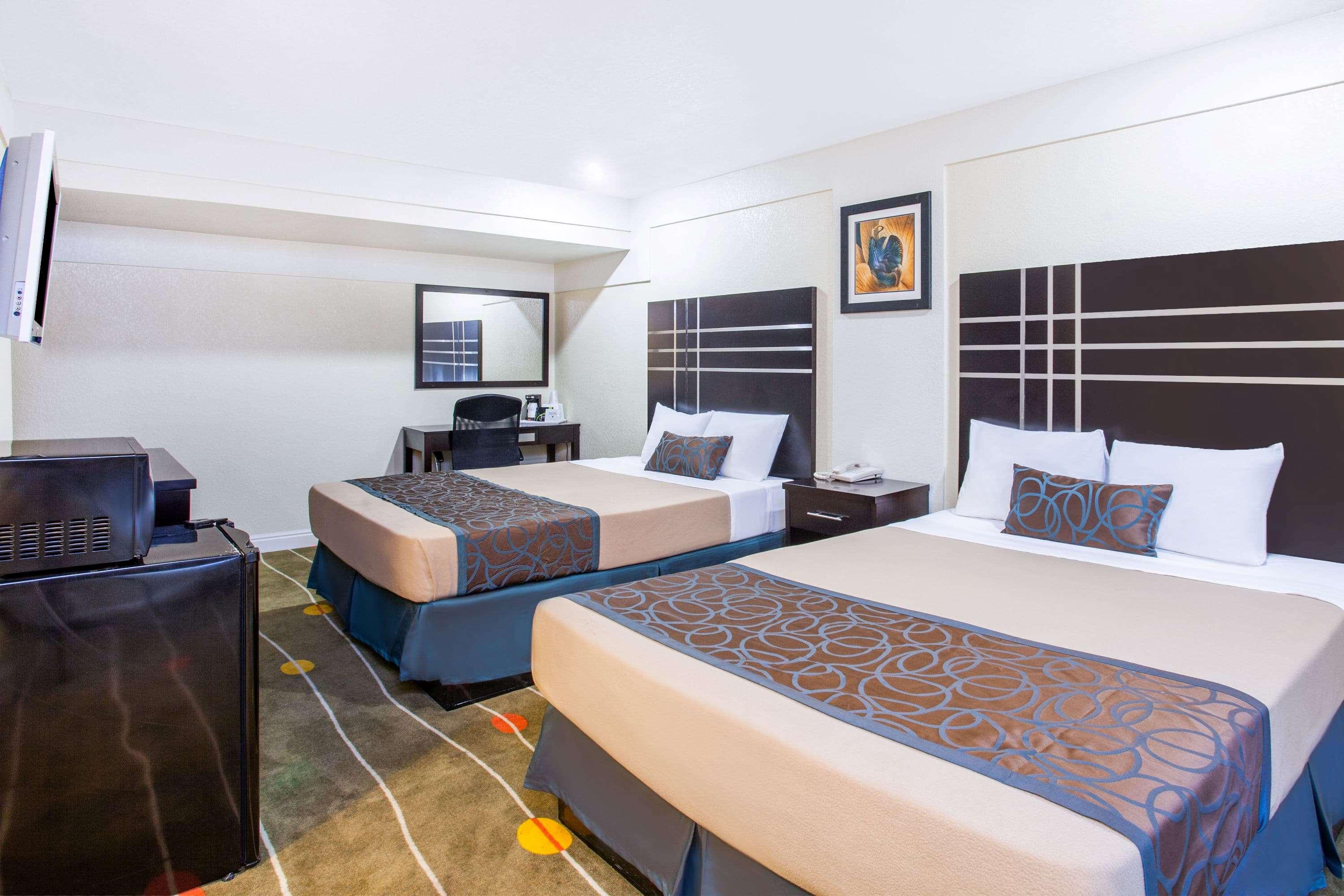 Travelodge by Wyndham Fresno Yosemite Area - photo 15