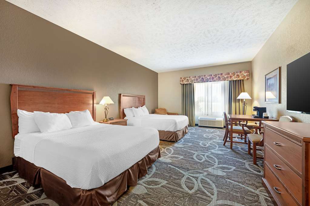 Best Western Plus Mid Nebraska Inn & Suites - photo 22