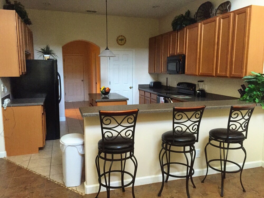 Florida Finesse Property Management - photo 17