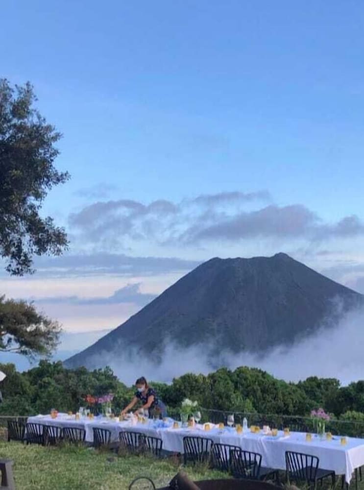 Hotel Finca Campo Bello in Santa Ana, El Salvador