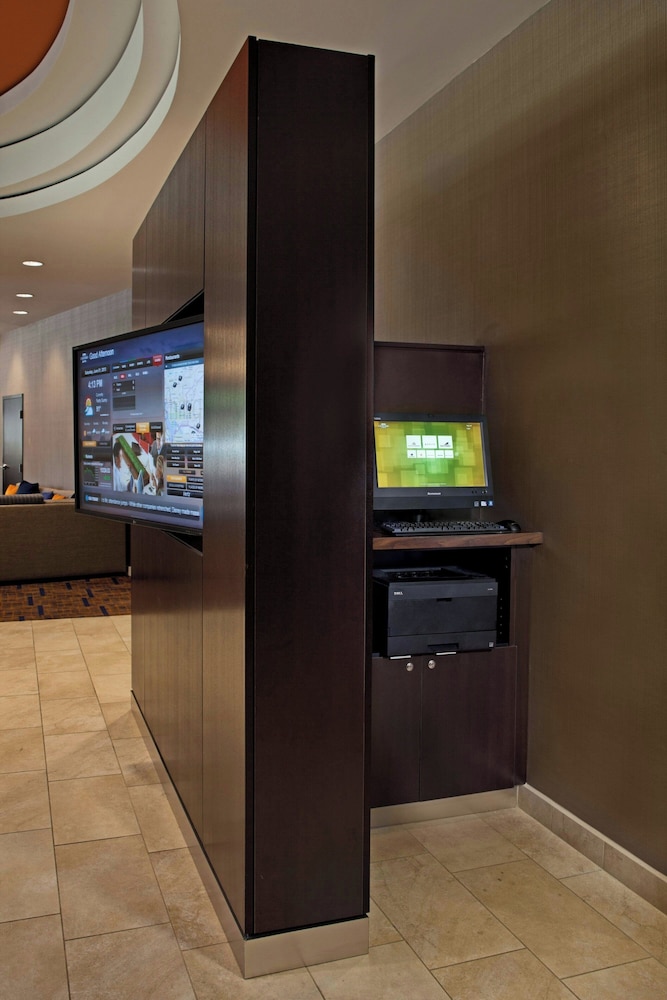 Courtyard by Marriott Washington Capitol Hill Navy Yard - photo 35