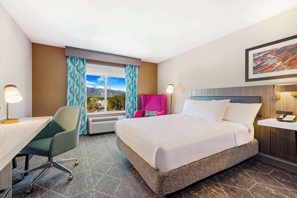 Hilton Garden Inn Colorado Springs Airport - photo 12