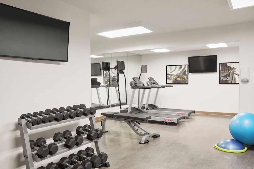 Staybridge Suites Downtown Peoria by IHG - photo 21