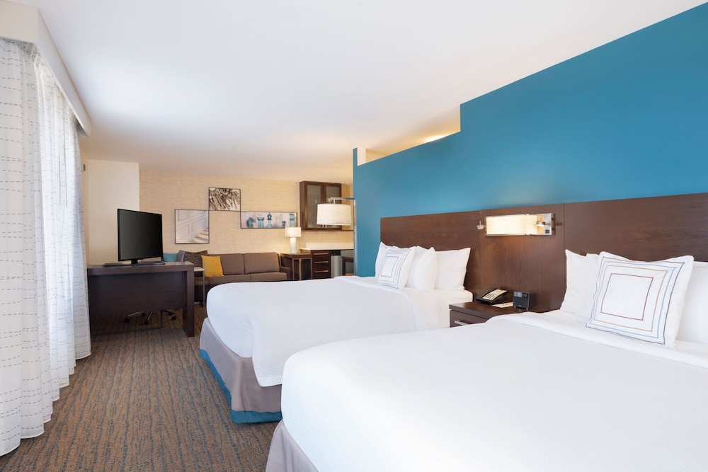 Residence Inn by Marriott Boston Bridgewater - photo 6
