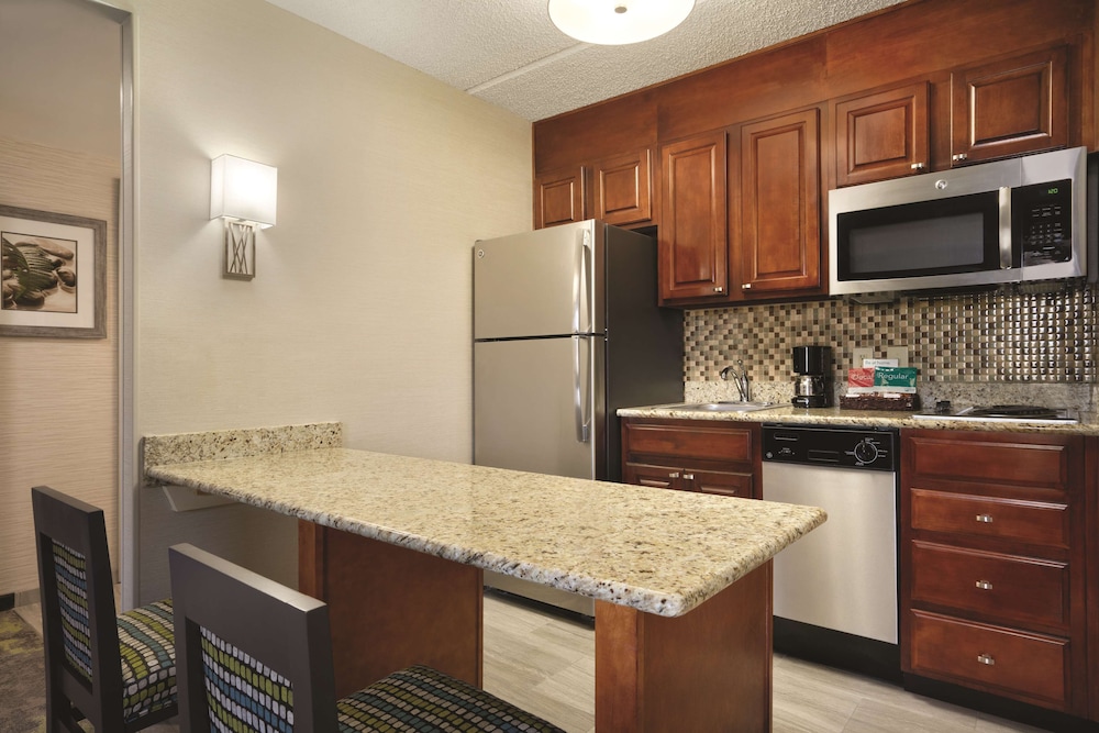 Homewood Suites by Hilton Williamsburg - photo 24