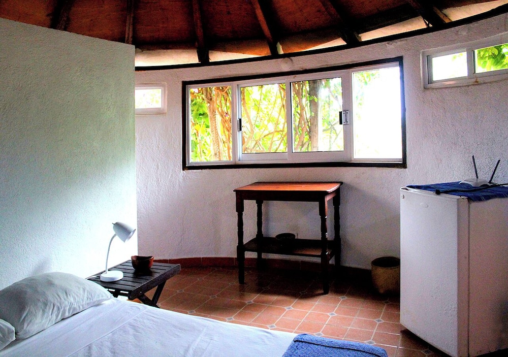 Casa Azul — 4-Star Luxury Hotel in Santa Maria Tonameca, Mexico