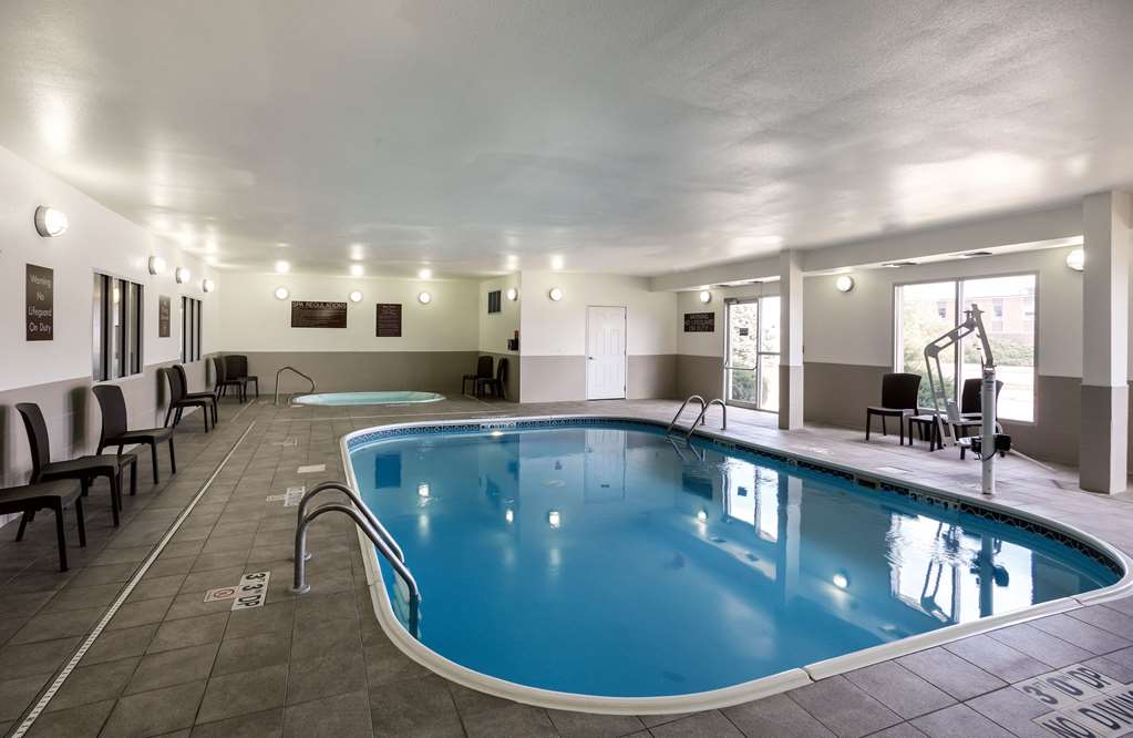 Comfort Suites Lincoln North - photo 23