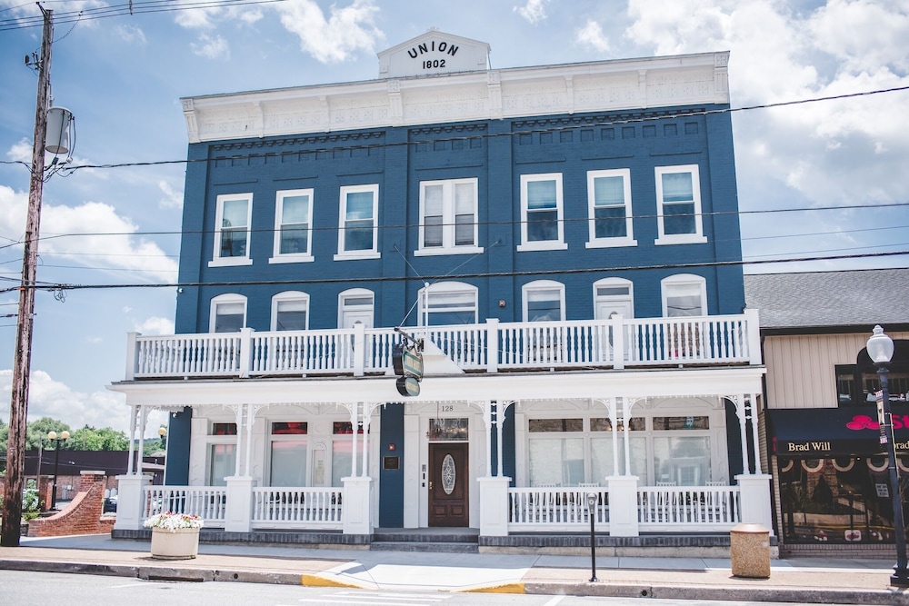 The Union Hotel - photo 43