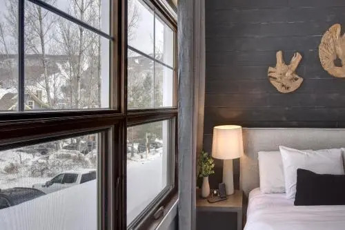 Elysium Les Eaux in Mont-Tremblant, Canada