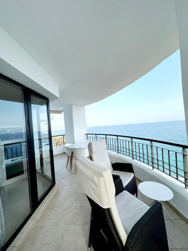 Apartamento Lujo Calaceite — 4-Star Luxury Hotel in Torrox, Spain