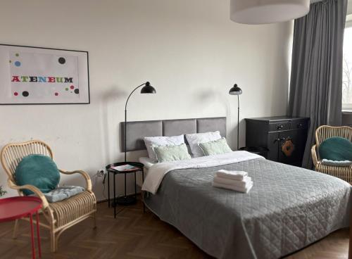 Solec by the River Apartment by BookingHost — 4-Star Luxury Hotel in Warsaw, Poland