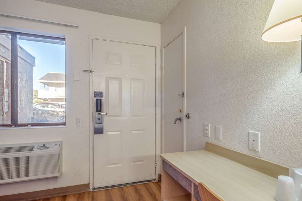 Motel 6 Fairfield CA North - photo 6