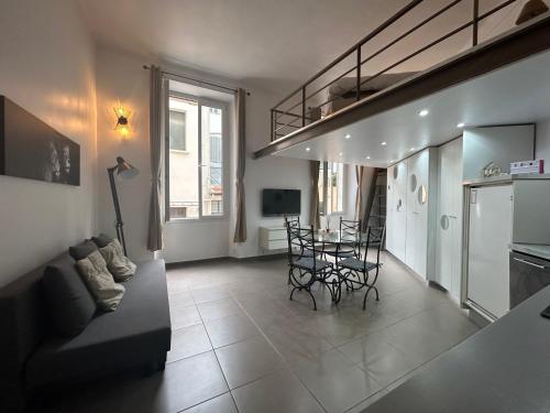 Charmant Studio Centre Ville Cannes - last minute hotel in Cannes
