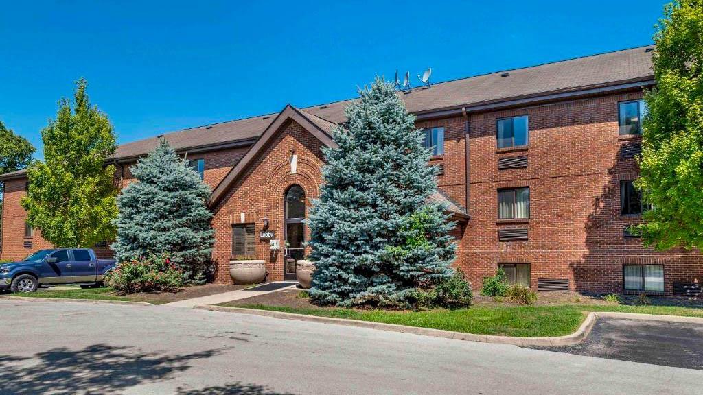 Studio 6 Extended Stay Indianapolis IN North Carmel - photo 3
