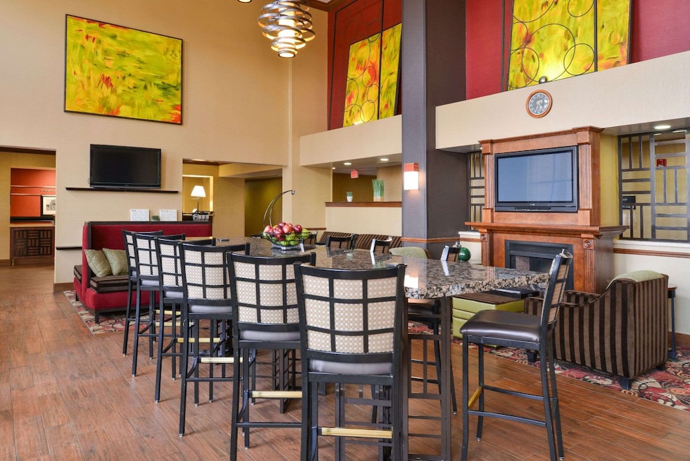 Hampton Inn & Suites Springboro Dayton Area South - photo 6