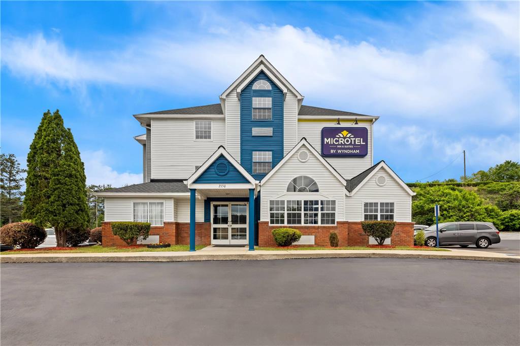 Microtel Inn & Suites by Wyndham Norcross - photo 2