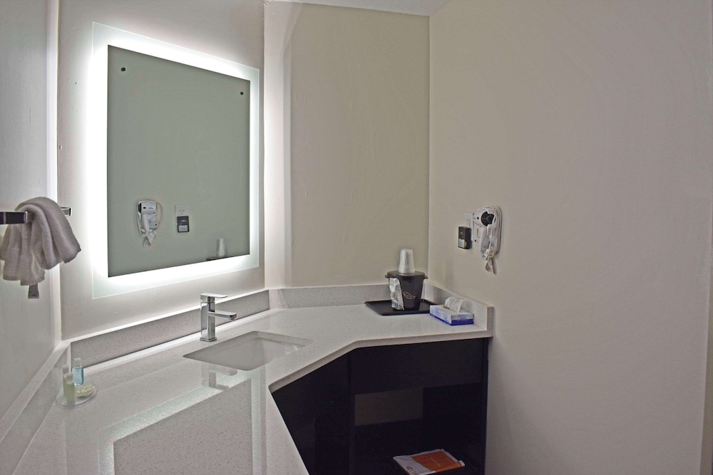 Sleep Inn & Suites Knoxville West - photo 28