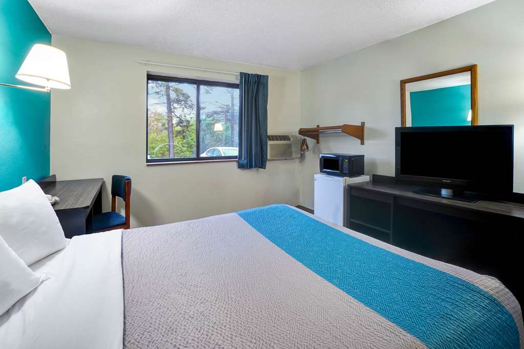 Motel 6 Montoursville PA Williamsport - photo 10
