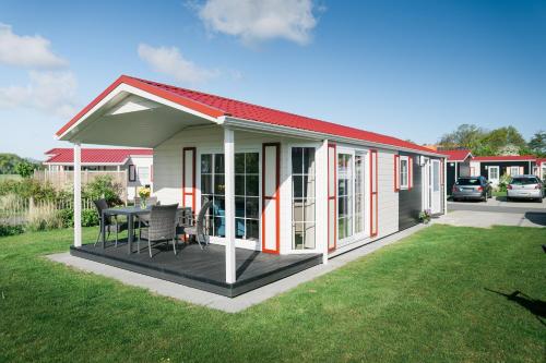Chalet bis 6 Personen ohne Hund — 4-Star Luxury Hotel in Norden, Germany