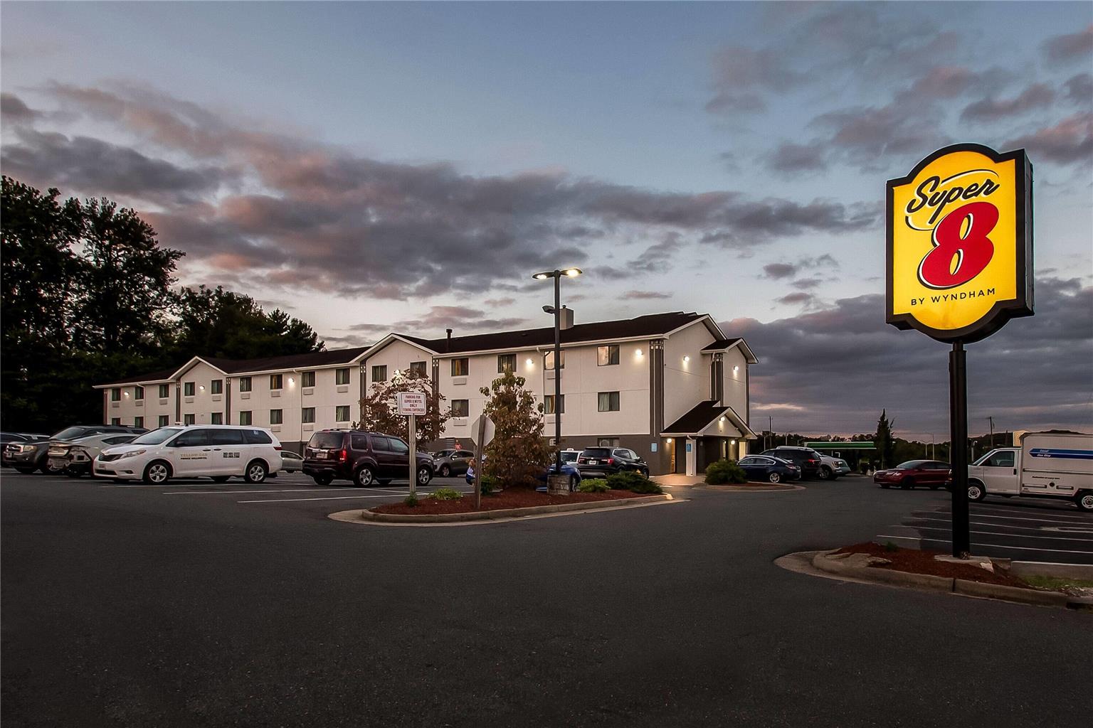 Super 8 by Wyndham Dumfries Quantico - photo 10