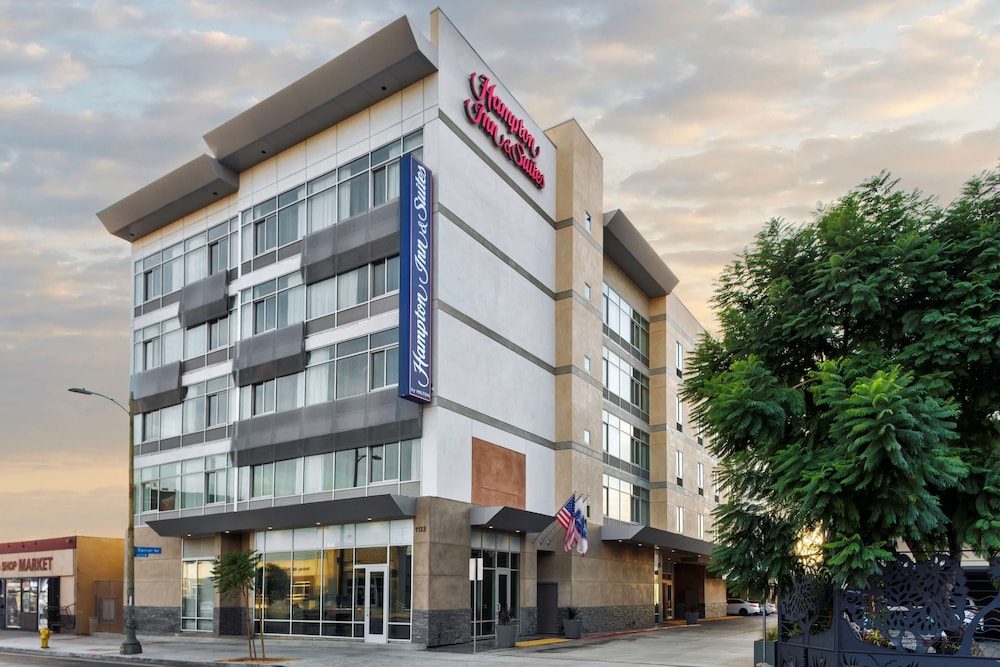 Hampton Inn & Suites Los Angeles Hollywood CA